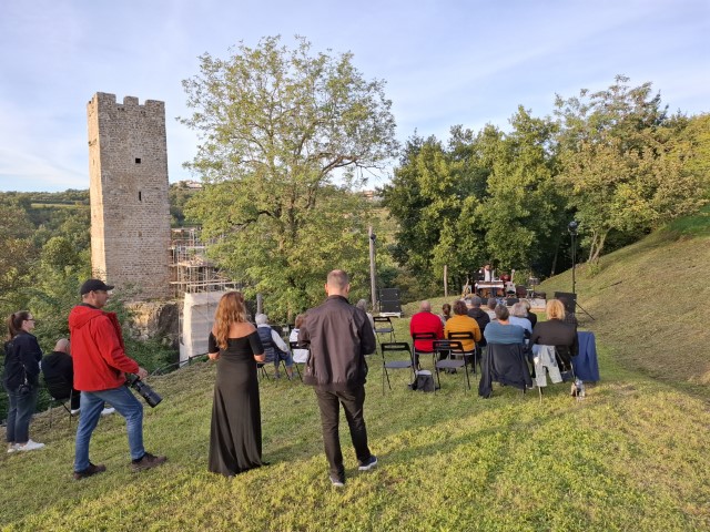 Kaštel Rota kao pozornica za drugi koncert Kantautori u kaštelima